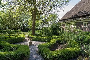 Authentic Apartment Near Schagen