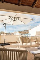 Qazris Suites