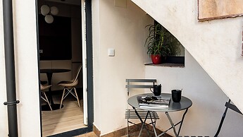 Qazris Suites