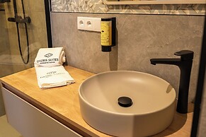 Qazris Suites