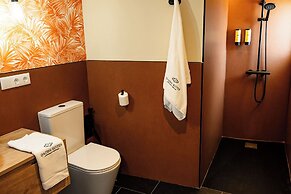 Qazris Suites