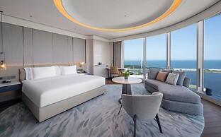 Crowne Plaza Weihai Binhai by IHG