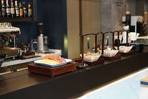 Crowne Plaza Weihai Binhai by IHG
