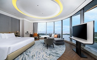 Crowne Plaza Weihai Binhai by IHG