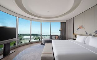 Crowne Plaza Weihai Binhai by IHG