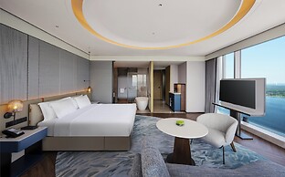 Crowne Plaza Weihai Binhai by IHG
