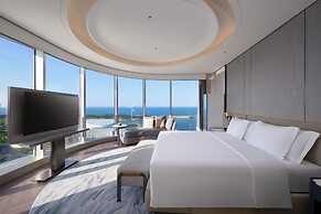 Crowne Plaza Weihai Binhai by IHG