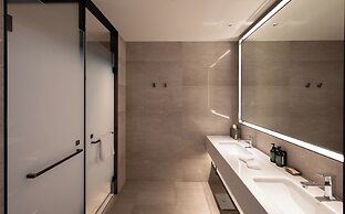 Crowne Plaza Weihai Binhai by IHG