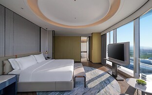 Crowne Plaza Weihai Binhai by IHG