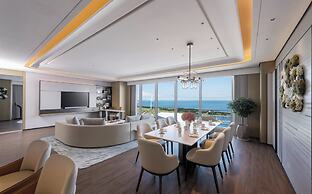 Crowne Plaza Weihai Binhai by IHG