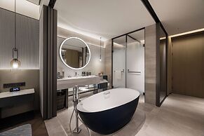 Crowne Plaza Weihai Binhai by IHG