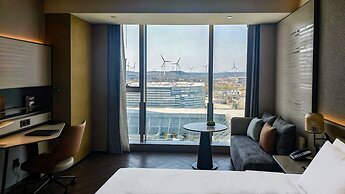 Crowne Plaza Weihai Binhai by IHG