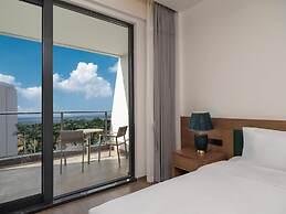 Holiday Inn Resort Wanning Shenzhou Peninsula by IHG