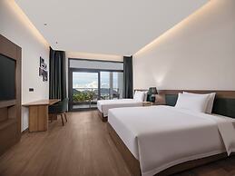Holiday Inn Resort Wanning Shenzhou Peninsula by IHG