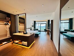 Holiday Inn Resort Wanning Shenzhou Peninsula by IHG