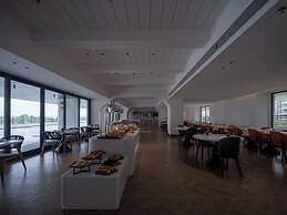 Holiday Inn Resort Wanning Shenzhou Peninsula by IHG