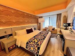 Shanghai Lujiazui BaBaiBan LANOU Hotel