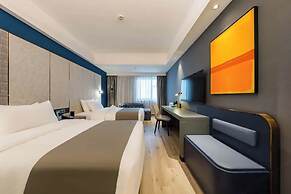 Shanghai Lujiazui BaBaiBan LANOU Hotel