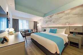 Shanghai Lujiazui BaBaiBan LANOU Hotel