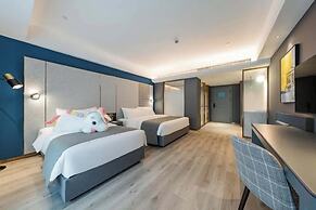 Shanghai Lujiazui BaBaiBan LANOU Hotel