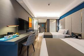 Shanghai Lujiazui BaBaiBan LANOU Hotel