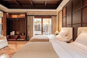 La Danse Sacree Hotel