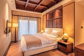 La Danse Sacree Hotel