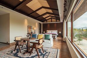 La Danse Sacree Hotel