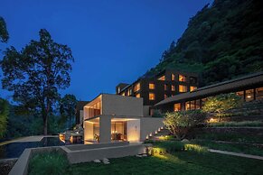 ZOLAND Resort Hotel Emei Mountain