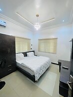 All Smiles Luxury Apartment