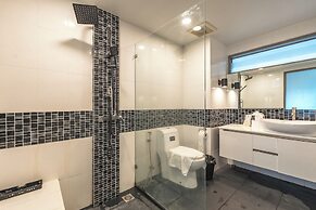 1BR Condo Pool & Mountain View C224