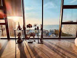 Central Pattaya Condo High Floor With A View