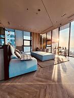 Central Pattaya Condo High Floor With A View
