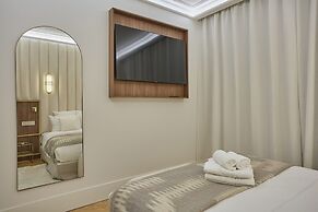 Superb AC Apartment Roosevelt Saint Honore