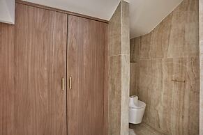 Superb AC Apartment Roosevelt Saint Honore