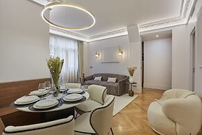 Superb AC Apartment Roosevelt Saint Honore