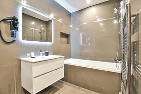 Authentic Apartment - 2br/8p - Near Opera Garnier