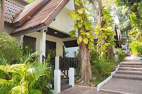 Tok Little Hut