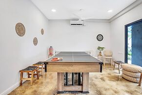 Red Palm Luxury Villas with Private Pools