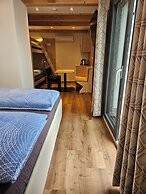 Rana's B&B
