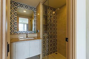 New Condo Near Beach Prime Location C228