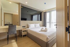 New Condo Near Beach Prime Location C228
