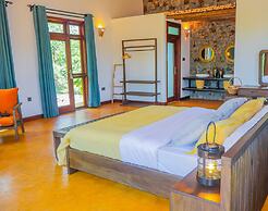 Moonbow Lodge
