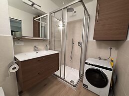 077 Moderno Monolocale Giustino