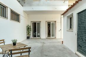 Estrela House II by Homing