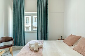 Estrela House II by Homing