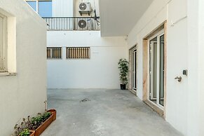 Estrela House II by Homing