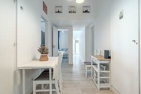 Estrela House II by Homing