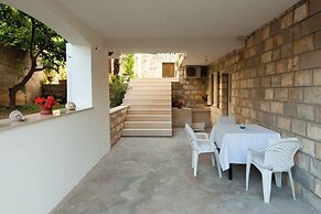 Azinovic Apartments