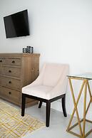 Two Bedroom Cable Beach Condo With Patio